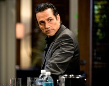 20100129_MBenard_Solo_559x445