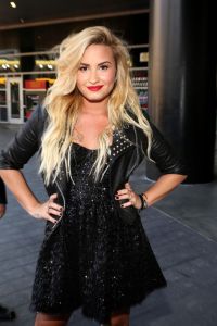 Demi-Lovato-Platinum-Blonde-Hair