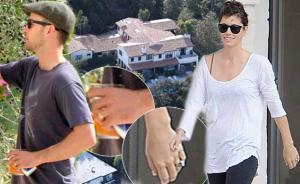 390-timberlake-biel-1022[1]