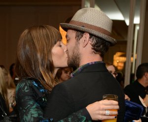 justin-timberlake-jessica-biel-honeymoon[1]