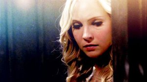 candice-accola-caroline-forbes-vampire-diaries-Favim.com-165338[1]