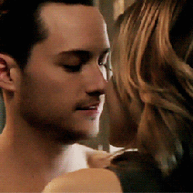 tumblr_nild51EDNo1qk34klo2_400[1]