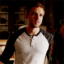 tumblr_n2anwzNK3A1sqbphco2_250[1]