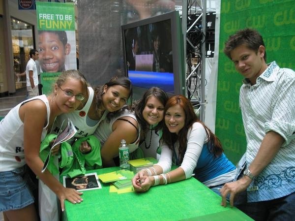 1909641_1228156625243_3338656_n[1]