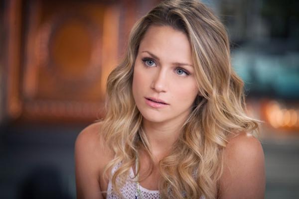 shantel-vansanten-in1
