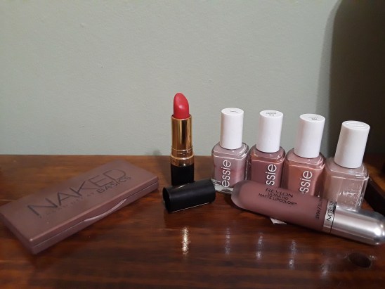 makeup and nail polish ideas